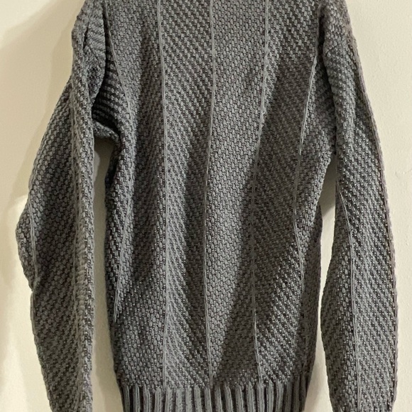 Eddie Bauer Black Label Steel Gray Cable Knit Men Size Medium Pull Over Sweater - Picture 4 of 7